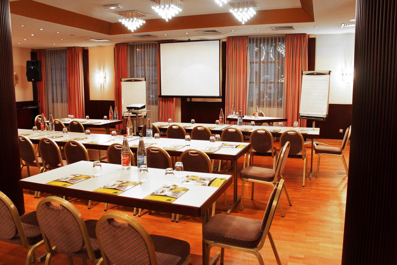 Blaesheim Hotel Restaurant Au Boeuf מראה חיצוני תמונה